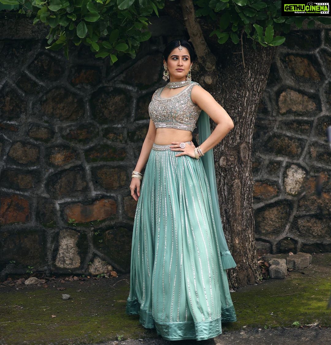 Vaidehi Parashurami Instagram - मी होणार सुपरस्टार - छोटे उस्ताद पर्व २ शनिवार आणि रविवार रात्री ९ वाजता, फक्त @star_pravah वर Outfit by @__cccreation Jewellery by @justjeweleryindia Styled by @sayali_vidya Assisted by @wranshaaayyy @shruti._.y Hair by @nilampatel12 Makeup by @vinayak_makeup Personal Assistant @mr.asalm_khan_46 Managed by @prernaasuryawanshi Assisted by @poojatayde Captured by @shrutisbagwe