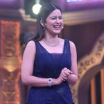 Vaidehi Parashurami Instagram - When I laugh so much on set that my eyes aren’t visible…😂 बघताय ना? ‘मी होणार सुपरस्टार - छोटे उस्ताद पर्व २’ शनिवार आणि रविवार रात्री ९ वाजता, फक्त @star_pravah वर
