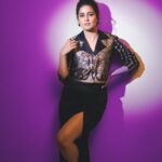 Vaidehi Parashurami Instagram - ये एक ज़िन्दगी काफ़ी नहीं है… Styled by @akankshakawediastyle Outfit by @shriyasinghi.co Jewellery by @viariaccessories Heels by @monrowshoes Clicked by @thepolaroid8 Hair by @nilampatel12 Makeup by @seemaaofficial Personal Assistant @mr.asalm_khan_46 Managed by @prernaasuryawanshi Assisted by @poojatayde