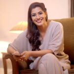 Varalaxmi Sarathkumar Instagram - GRTjewels.com has made my jewellery shopping experience such a breeze! Amazing collections online with the same GRT’s trust & service right to my home. My most trusted jeweller GRT is just a click away! Hyderabad