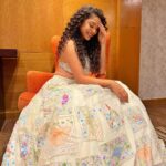 Varsha Bollamma Instagram – Princess Merida feels 🙃♥️
.

For @theorganicgala 
Outfit: @shashankchelmilla ♥️
Makeup: @emraanartistry ♥️♥️♥️
Styled by @officalanahita ♥️
.
Fashion Show by @aryanajevents