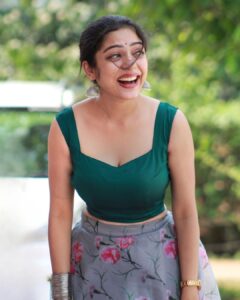 Varsha Bollamma Instagram - How do you say Hi to a month? 
HEMANTH! (Hey month) 🤓
Tag that Hemanth you know 😂