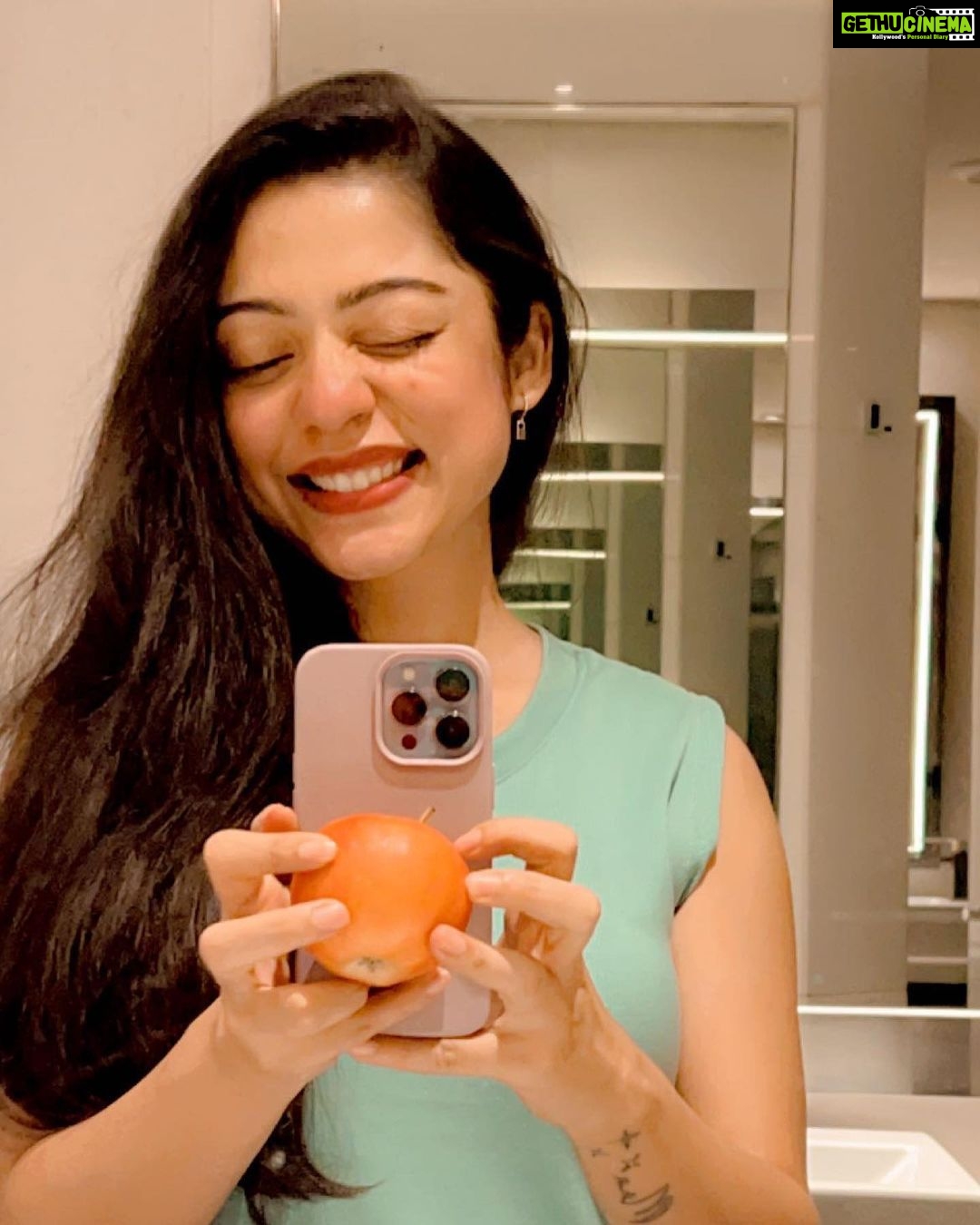 Varsha Bollamma Instagram - Yes. You got that right. Yes.