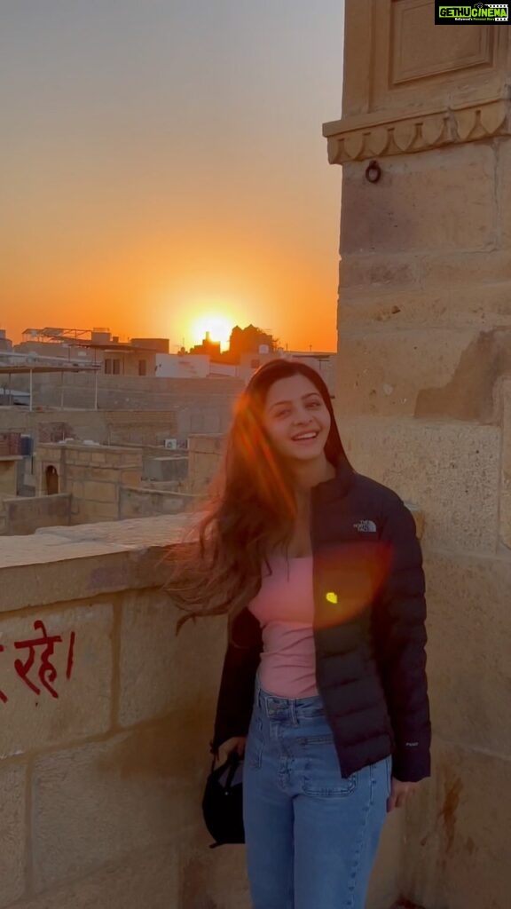 Vedhika Instagram - Let me show you around Golden Heaven. Guess this beautiful city 😍 #patwahaveli Patwa Haveli,jaisalmer