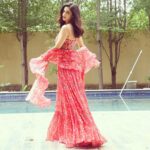 Vedhika Instagram - 🌷 Wearing @silkybindraofficial