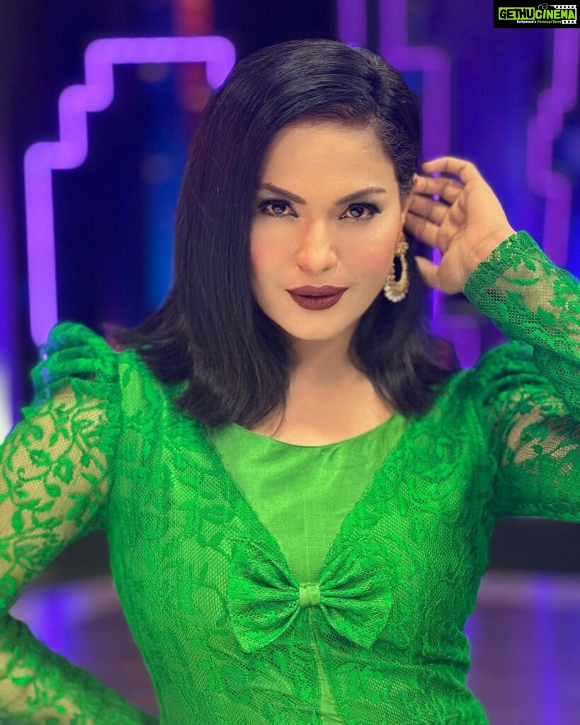 Veena Malik Instagram - #Mastiyan #onset #Veenamalik