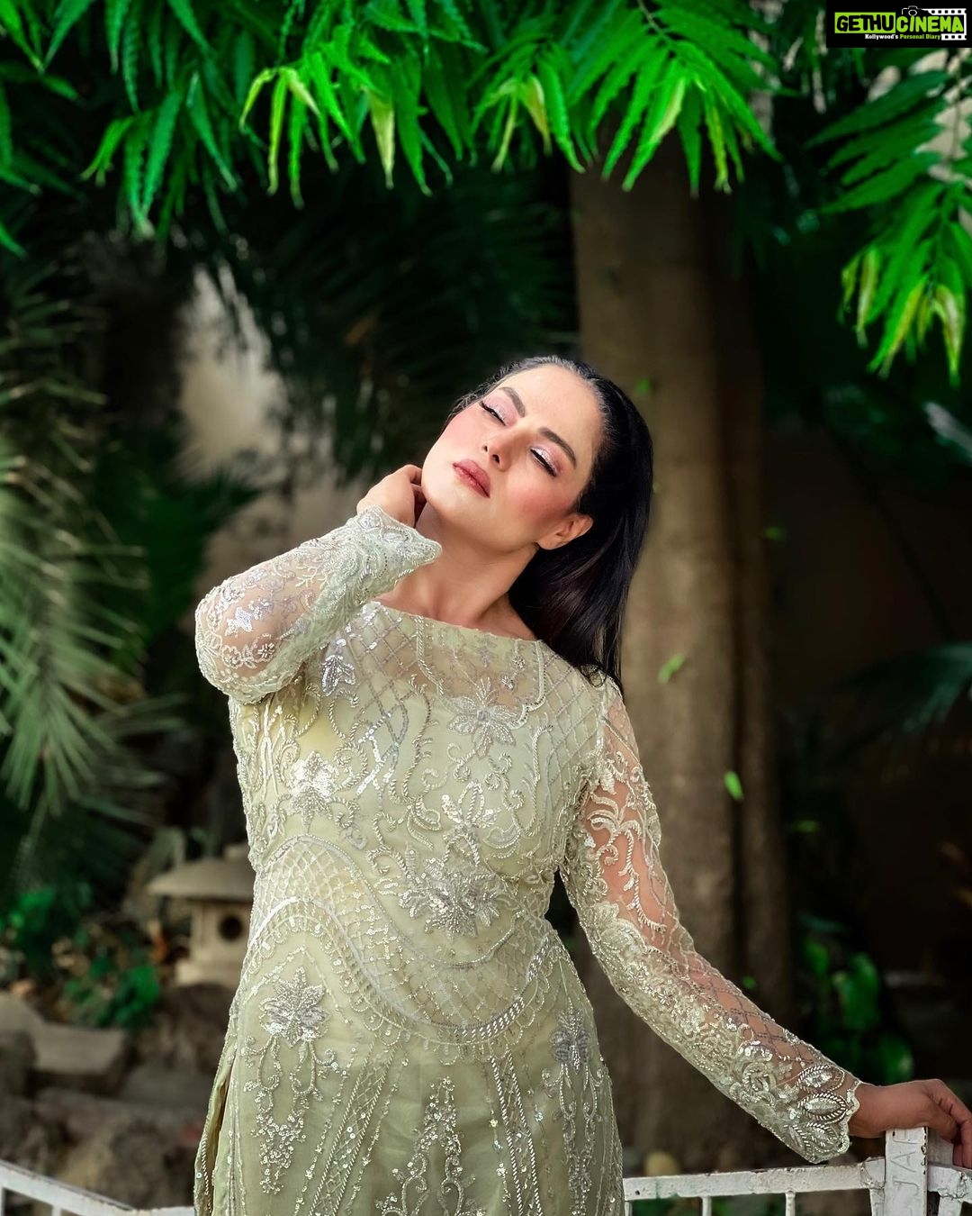 Veena Malik - 9.7K Likes - Most Liked Instagram Photos