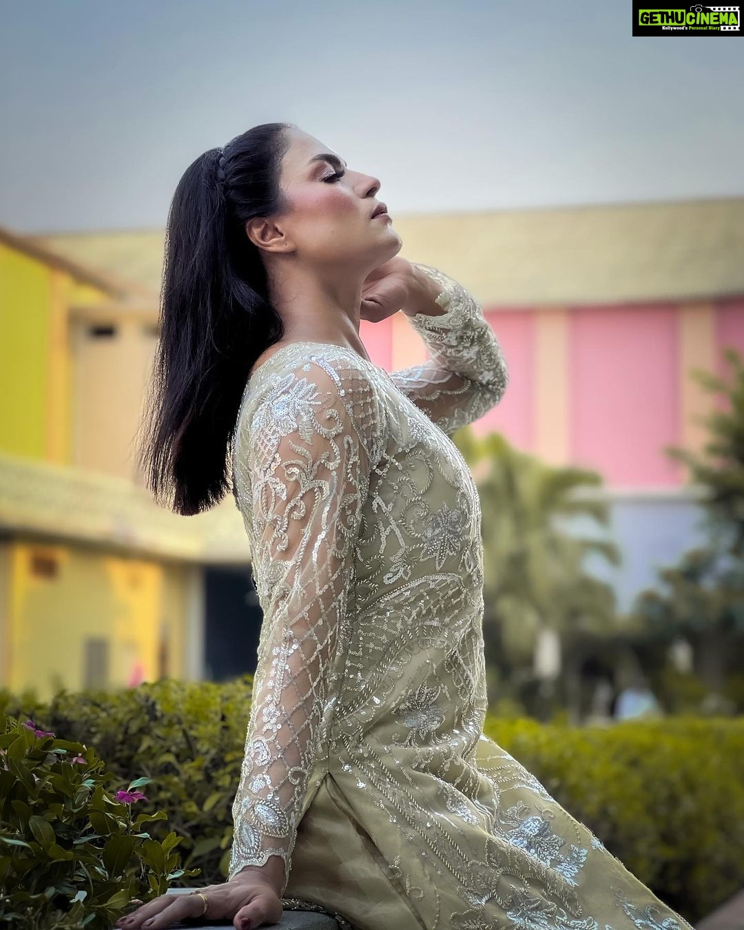 Veena Malik - 9.7K Likes - Most Liked Instagram Photos