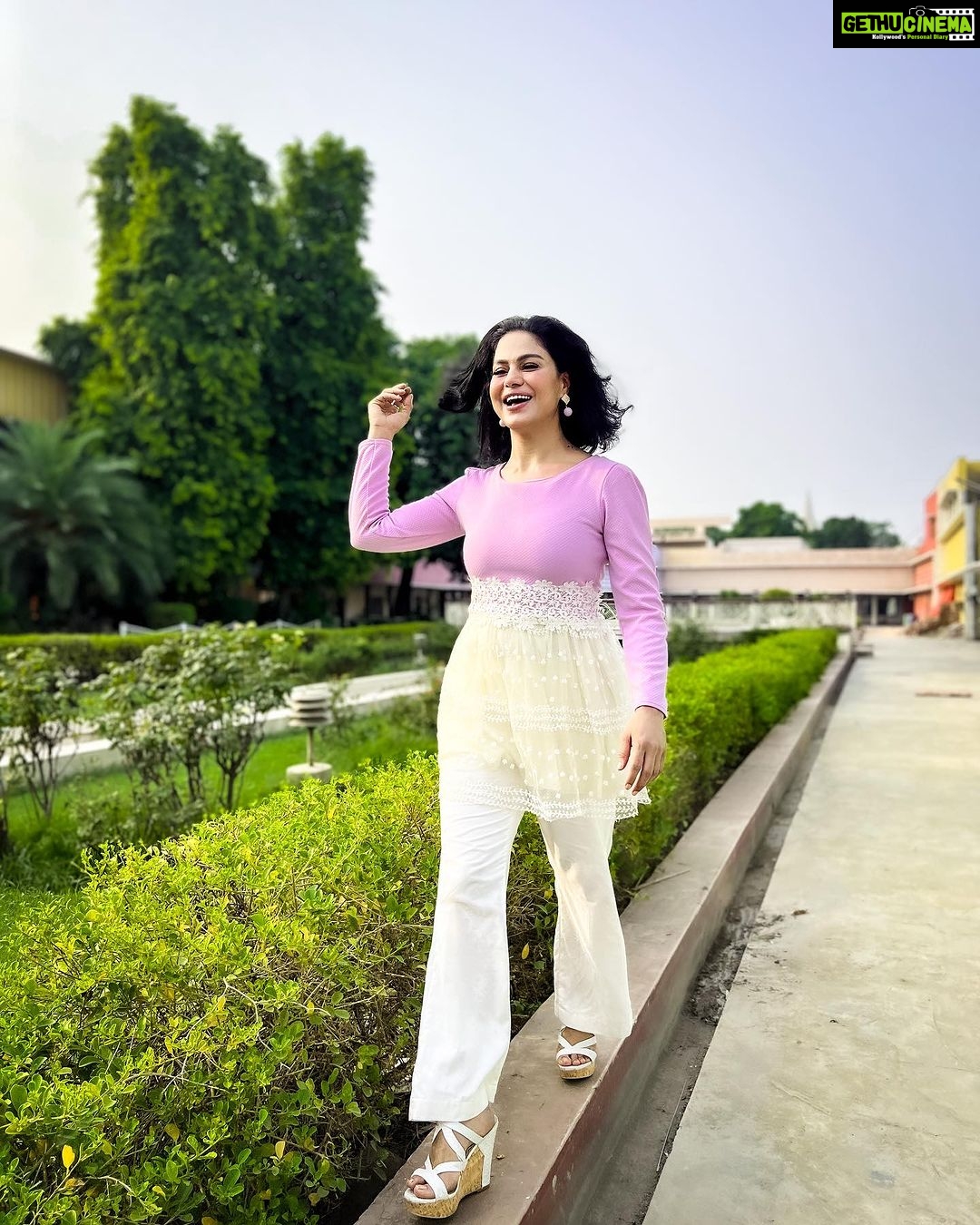 Veena Malik - 5.7K Likes - Most Liked Instagram Photos