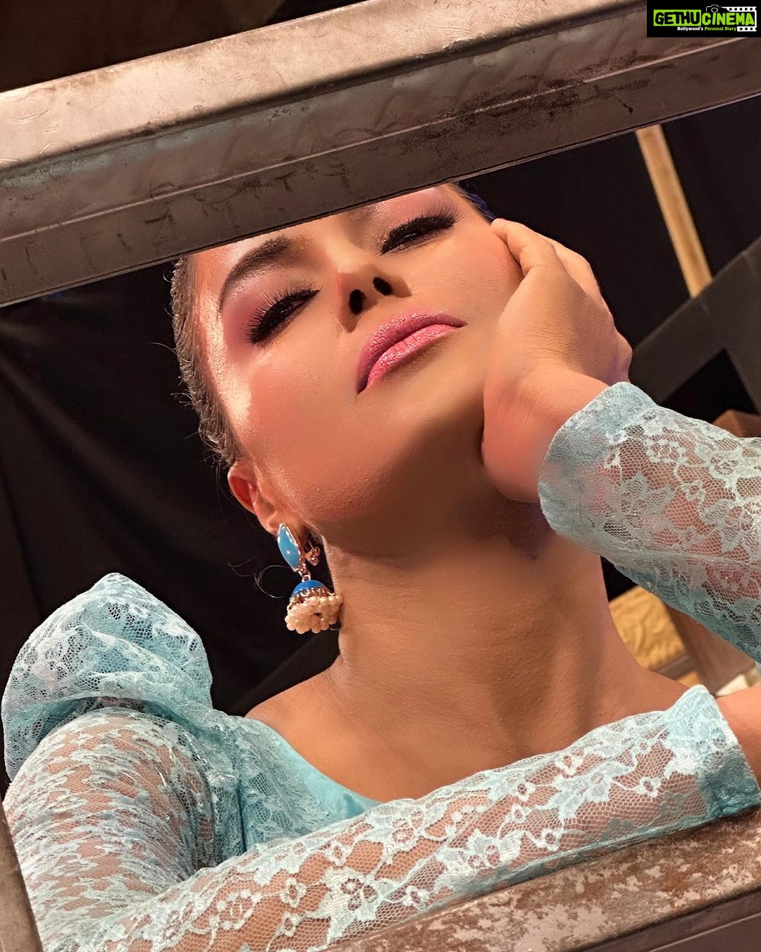 Veena Malik - 4.7K Likes - Most Liked Instagram Photos