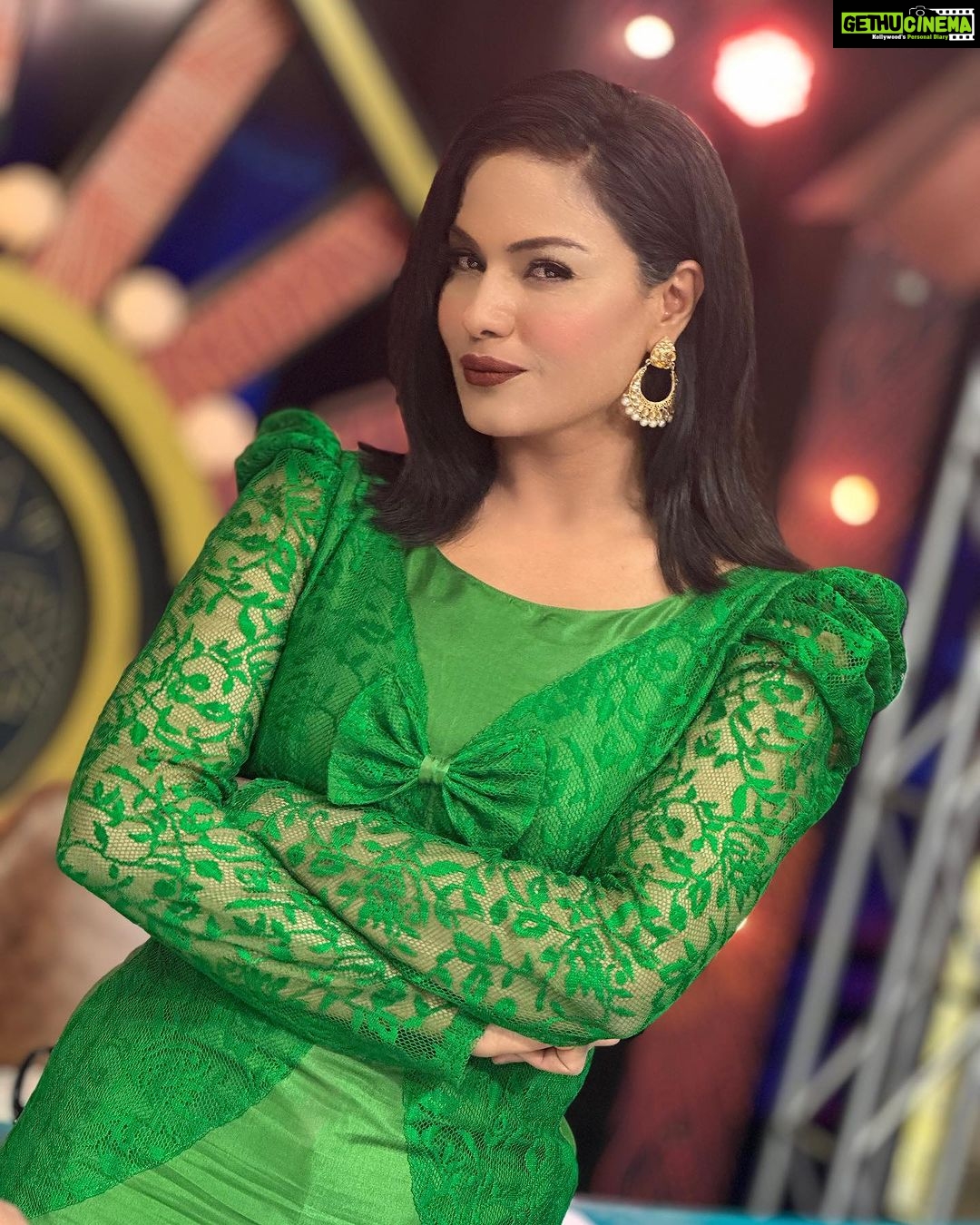 Veena Malik - 5K Likes - Most Liked Instagram Photos