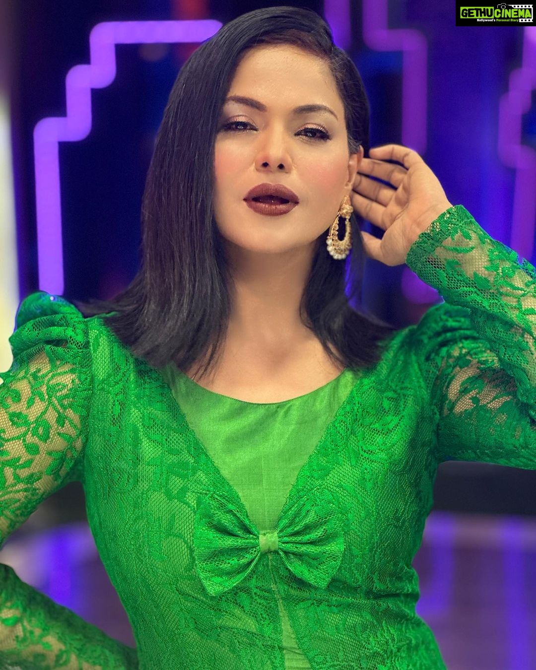 Veena Malik - 5K Likes - Most Liked Instagram Photos