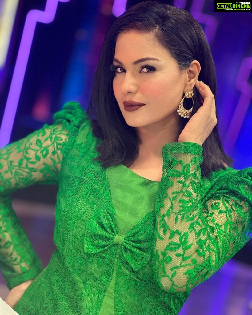 Veena Malik Instagram - #Mastiyan #onset #Veenamalik