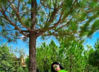 Veena Malik Instagram - #mosam😍 #veenamalik #vinnature #vinista #👒👑