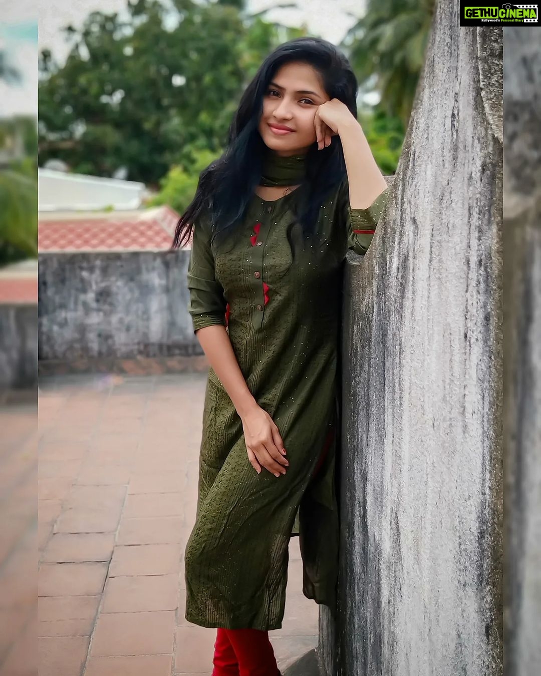 Venba Instagram - Outfit : @online_thuni.kadai Styled by : @nishabalajee #love #explore #instalike #beautiful #bhfyp #followforfollowback #likesforlike #art #photooftheday #followme #smile #happy #instagram #nature #style #life #myself #likeforfollow