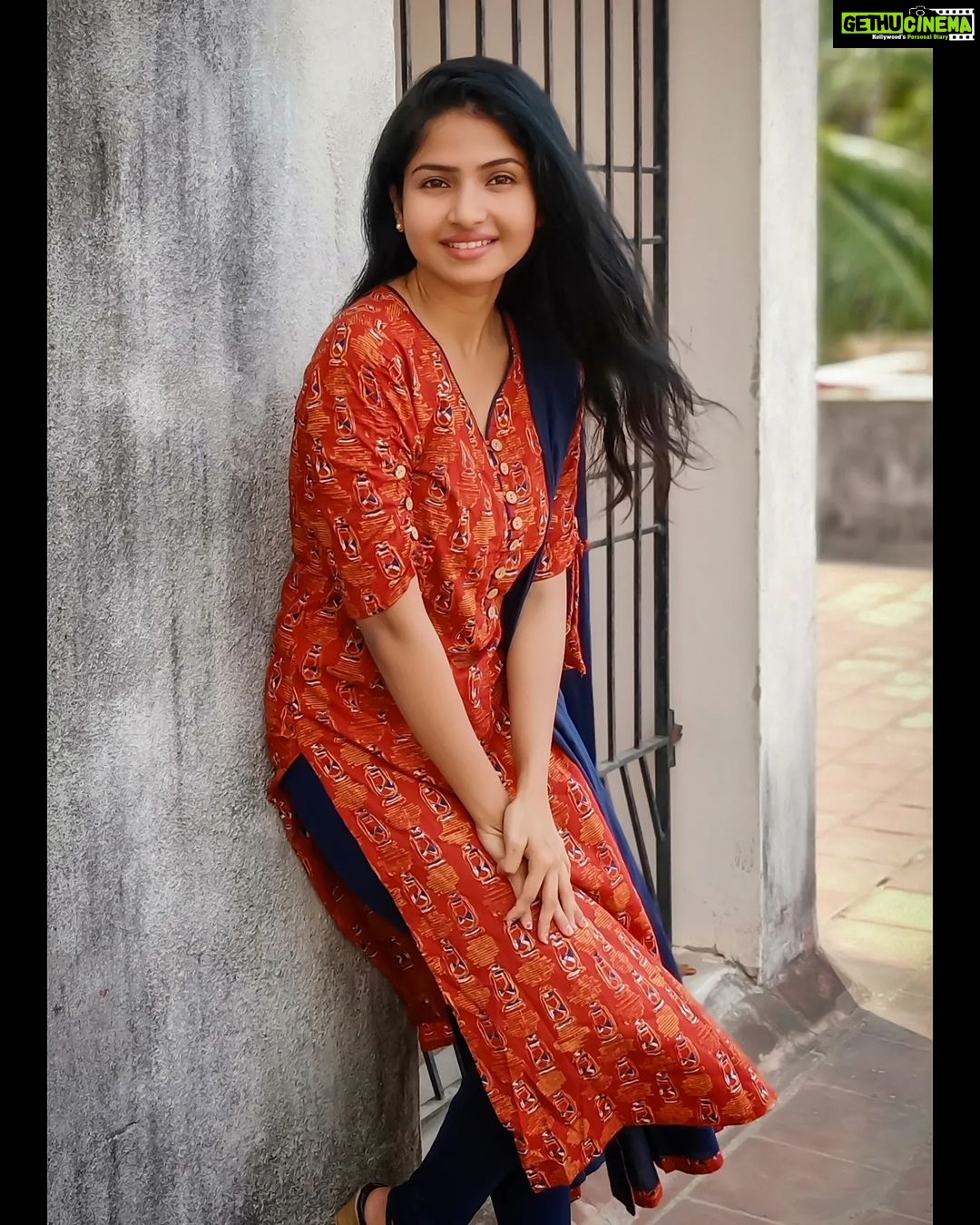 Venba Instagram - Outfit : @tada_wearhouse Check it out 🫶🥰🫰 Styled by : @nishabalajee ❤ #love #explore #instalike #beautiful #bhfyp #followforfollowback #likesforlike #art #photooftheday #followme #smile #happy #instagram #nature #style #life #myself #likeforfollow