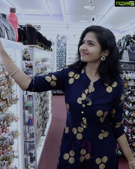 Venba Instagram - I believe that accessories should bring colour and texture to an everyday wardrobe based on individual's sense of style. 🛍 😍 @difa_live ❤ #difa #shopping #jewellery #accessories #unique #fashion #explore #newcollection #instafashion #instashopping #fashionstyle #exclusive #instalike Difa