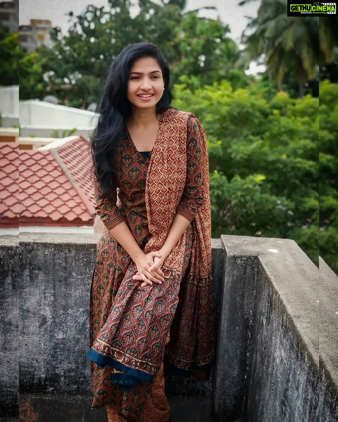 Venba Instagram - Outfit : @tada_wearhouse ❤ Styled by : @nishabalajee #love #explore #instalike #beautiful #bhfyp #followforfollowback #likesforlike #art #photooftheday #followme #smile #happy #instagram #nature #style #life #myself #likeforfollow