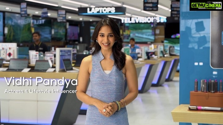 Vidhi Pandya Instagram - Hey, Instagram! Today I had an amazing experience at the Reliance Digital store where I got to check out the incredible range of Samsung Side by Side refrigerators. The stylish design and impressive features of Bespoke Side by Side totally blew me away. If you’re looking for a new SBS, visit your nearest Reliance Digital store now and bring home a Samsung Side by Side refrigerator. Trust me; you don’t want to miss out on this! #collab #BespokeSBS #RelianceDigital #MakeFriendsWithTechnology #Samsung