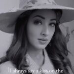 Vidisha Instagram – What’s your opinion !!👸
.
.
@officialjoshapp 
.
.
.
#hollywood #vintage #retro #vidisha #vidishasrivastava #dialogues #trendingreels #woman