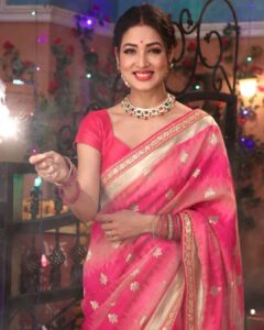 Vidisha Instagram - Aap sabhi par Maa Lakshmi ki Kripa bani rahe !! Happy Deepawali !!🪔
.
.
.
.
.
#diwali #festival #festivevibes #deepawali #shubhlabh #indian #tradition #traditional