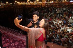 Vidisha Instagram - Thank you Delhi for this heart melting welcome ❤️ It was a beautiful experience to be present at #luvkushramleela . #blessed #delhi #ramleela #vidisha #aasifsheikh #navratri #anitabhabhi #bhabhijigharparhai