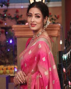 Vidisha Instagram - Aap sabhi par Maa Lakshmi ki Kripa bani rahe !! Happy Deepawali !!🪔
.
.
.
.
.
#diwali #festival #festivevibes #deepawali #shubhlabh #indian #tradition #traditional