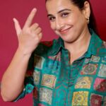 Vidya Balan Instagram - Aise jawaab denge hum… Outfit: @shraddharambhia_official