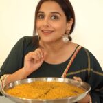 Vidya Balan Instagram - My type of cooking skills 👩‍🍳 Outfit: @rustorangedotcom