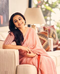 Vidya Balan Instagram - When the test shots land up being the final shots 📸

Saree - @anavila_m 
Hair - @bhosleshalaka 
Makeup - @harshjariwala158 
Styling - @who_wore_what_when 
Photography- @rohnpingalay