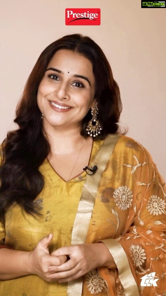 Vidya Balan Instagram - Raksha Bandhan #ContestAlert! Have a memory of you & your sibling close to your heart? 😌 Head over to TTK Prestige’s story highlights, tap on “Add Yours” and share away! Lucky winners to win exciting vouchers from Prestige❤ P.S. - Don’t forget to tag TTK Prestige & use #SiblingBites to make your entry eligible for the contest! P.PS. - Contest live till 30th August, 6pm. . . . #rakshabandhan #contest #siblings #prestige #ttkprestige #prestigelifestyle #smartkitchen #smarthome #easytouse #musthavekitchenappliance #innovation