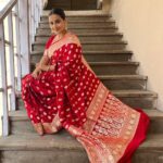 Vidya Balan Instagram – Sari, stairs ahead ❣️🤪
Sari: @silkmarkindia
