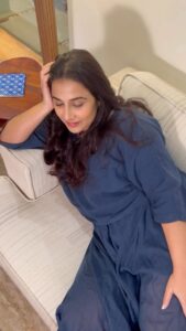 Vidya Balan Instagram - Mooooooooooonnndayyy 🐮