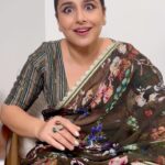 Vidya Balan Instagram - Samaaj Seva courtesy @whosunilgrover Saree: @varunbahlcouture