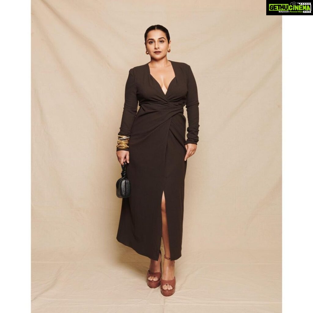 Vidya Balan Instagram - @balanvidya Dress - @zara Shoes - @aldo_shoes Bag - @ahikozaofficial Hair - @bhosleshalaka Makeup - @harshjariwala158 Styling - @who_wore_what_when Fashion Team - @d.shubham_j @rju.ne Photography- @anurag_kabburphotography #vocalforlocal #womenswear #womenstyle #womensfashion #bollywood #womensweardaily #instafashion #instastyle #fashionwear #beauty #whoworewhatwhen #bollywoodcelebrity #celebrityspotting #celebritystyle #celebritystylist #stylediary #styleblogger #fashiondesign #VidyaBalan #bollywoodfashion #bollywoodstyle #bollywoodcelebrites #bollywoodceleb #moviepromotion #whoworewhatwhen #filmpromotions