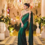Aahana Kumra Instagram - Joote do paise lo 💚💚💚 Simple math hai 👞🛼= 💸💰 #mondaymood . . . . #monday #mondaymotivation #monday #girlfriends #weddingseason #weddingphotography #weddingportraits #saree #sareelove #sareenotsorry #sareelover Rudrapur, Uttarakhand