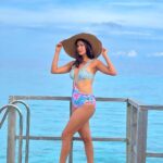 Aahana Kumra Instagram - Clear skies☀️☀️ Blue waters 🌊🐳🐬🏖️🦀🐚 Swimsuit dreams 👙🦋👒🤿 #sundayfunday . . . . #sunday #sundaze #sundays #lazysunday #sundate #sunnyday #bikini #aahanakumra #maldives Maldives, Baa Atoll