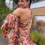 Aahana Kumra Instagram - Because I’m OBSESSED with my sundazeee 🥰🫶🌞🕶️ Outfit : @printsbyradhika Styling : @juhi.ali Make up : @makeupbytanvishah #sundayfunday #inbetweenshots . . . . #shootdiaries #shooting #sunday #trendingreels #trendingsongs #trendingnow #trending #reels #reelsinstagram #reelsvideo #reelsindia #aahanakumra Mumbai - मुंबई