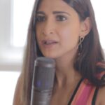 Aahana Kumra Instagram - #PAADcast - kya kisi ki umeed jaga ker chorh deyna chahiyay ? @aahanakumra thinks otherwise Written by @alisufianwasif & @apoorvamishra_ #paadcast #podcast #parody #spoof #indianreels #indianreel #pakistanireels #funny #funnyreels