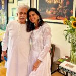 Aahana Kumra Instagram - It’s my sir’s birthday!! Happiest birthday @naseeruddin49 sir! Love you to the moon and back 💕🫡🦋🎁🍿🎂🎉🎈##happybirthdaysir #happybirthday #birthdayboy . . . . #birthday #birthdaywishes #birthdaycake #naseeruddinshah #naseersir #happyhappy #love #teacher #aahanakumra Prithvi Theatre