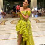 Aahana Kumra Instagram - Only in the darkness you can see the stars 🌟🌟 Thank you for the honour @filmfareme @rizwan.sajan @danubeproperties @aljanahi @aakankshanaval_aksn Photos by : @yasirstudios1986 #filmfaresocialnight #filmfareme . . . . #awardsnight #redcarpet #socialnight #socialmedia #influencer #actorlife #aahanakumra #danubeproperties #dubai #uae Palazzo Versace Dubai