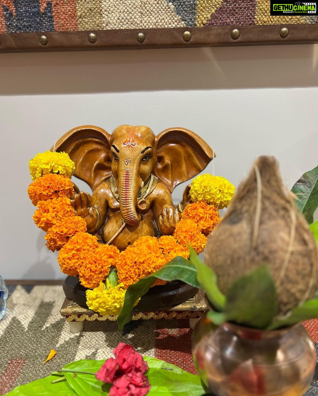 Aahana Kumra Instagram - Grah Pravesh on Ganesh Chaturthi ๐๐ฏโโ๏ธ๐ซถ๐๐บ๐ก๐ป #ganpatibappamorya #ganeshchaturthi . . . . #ganpati #ganpatidecoration #ganpatifestival #aahanakumra Mumbai - เคฎเฅเคเคฌเค