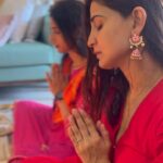 Aahana Kumra Instagram - Grah Pravesh on Ganesh Chaturthi 💕👯‍♀️🫶🙏🌺🏡🌻 #ganpatibappamorya #ganeshchaturthi . . . . #ganpati #ganpatidecoration #ganpatifestival #aahanakumra Mumbai - मुंबई