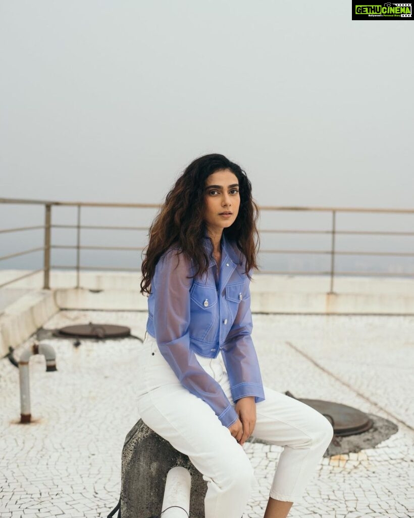 Aakanksha Singh Instagram - You are the Sky. Everything else -it’s just the weather . . . . 📸 @bharat_rawail