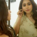 Aarthi Instagram – Catch a glimpse… 🪞