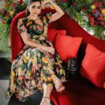 Aarthi Instagram - Life is a bed of roses. Because life is what you make it ♥️🌹♥️