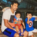 Aarthi Instagram – You are Daddy cool 😎👇🏼
.
For all those times you said ‘yes’ when mom said ‘no’!
.
For all the great advice, for being great at killing spiders (except cockroach ofcourse!) and for making all those bad jokes! 
.
Happy Fathers Day! We love you – Aarav & Ayaan #onehelluvatrio @jayamravi_official