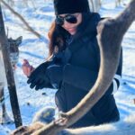 Aarthi Instagram – Day out with the reindeers 🦌🤎
.
.
.
.
#visitfinland #laplandlove #vacay2023 #reindeerfarm #samifinland #samitribe #arcticcircle #whiteholiday #jayamravi😘 #hubbyholidays