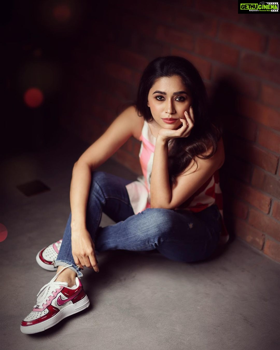 Aarthi Instagram - Kick(s)tarting Birthday Month ♥️🐏👟 . . P.S. My fav is pic 4 🐶 . . 👚 @dior 👟 @kkixcustoms 📸 @kiransaphotography
