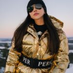 Aarthi Instagram – ‘O wind, if winter comes, can summer never come back?’ ❄️🤍❄️🤍❄️ #chennaisummergotmelike #hothotterhottest #agninakshathramsoodu #throwingitbacktolapland #finlandfeels #wintergirl #sweaterlover #dreamingofsnow